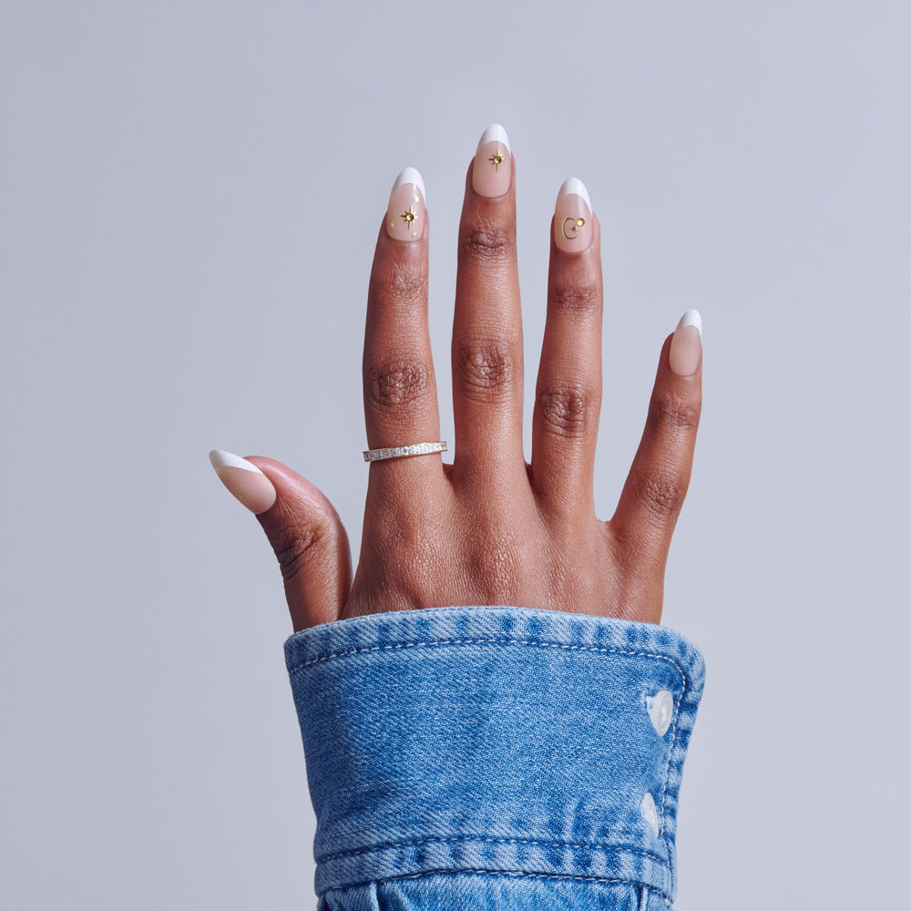 KISS GLAM Zephyr: pegamento de 2 g para fijar uñas con seguridad.