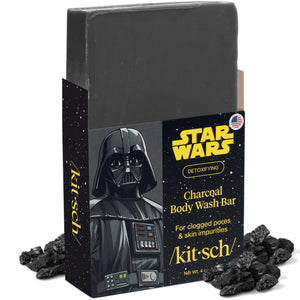 Jabón Kitsch carbón activado Darth para purificar la piel.