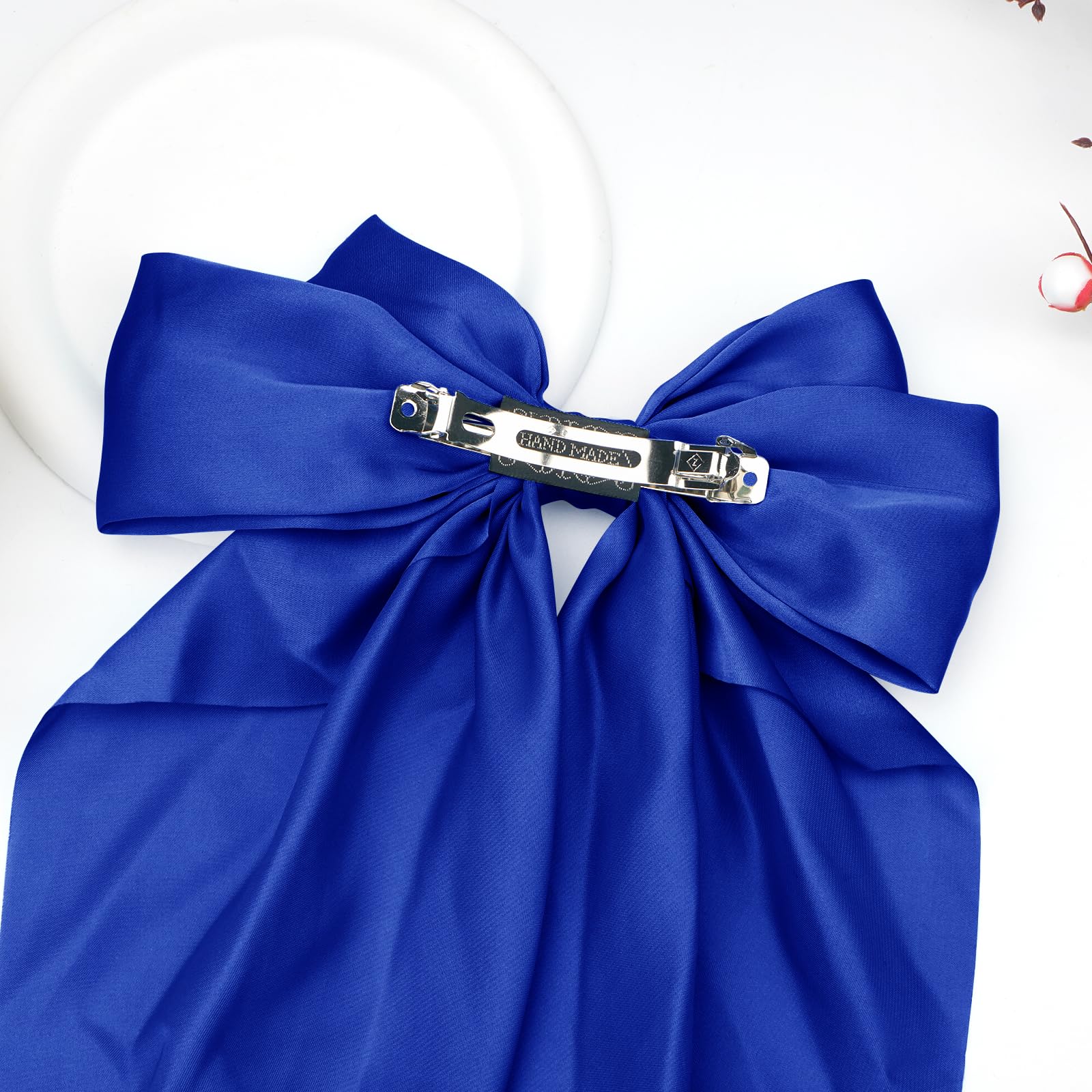 Aporta versatilidad para bodas, fiestas y ocasiones especiales.