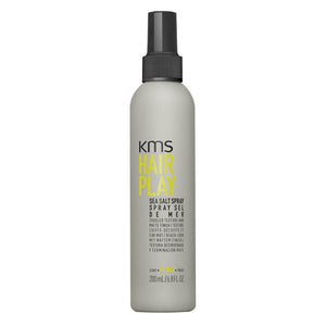 KMS HairPlay Sea Salt Spray: botella en primer plano para textura con volumen natural