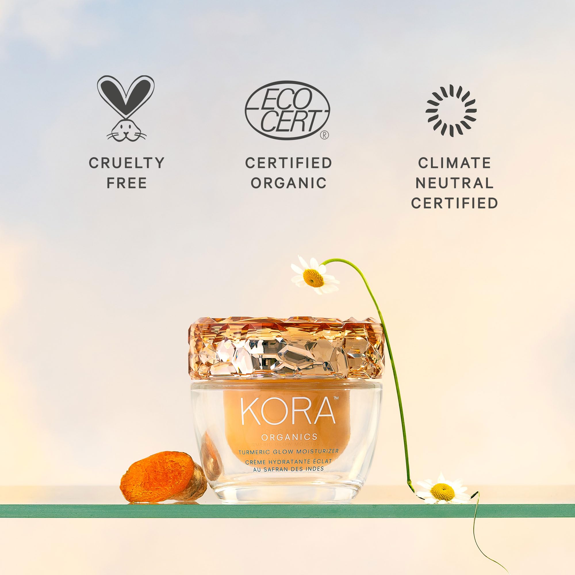 KORA Organics Turmeric Glow libre de crueldad y vegano.