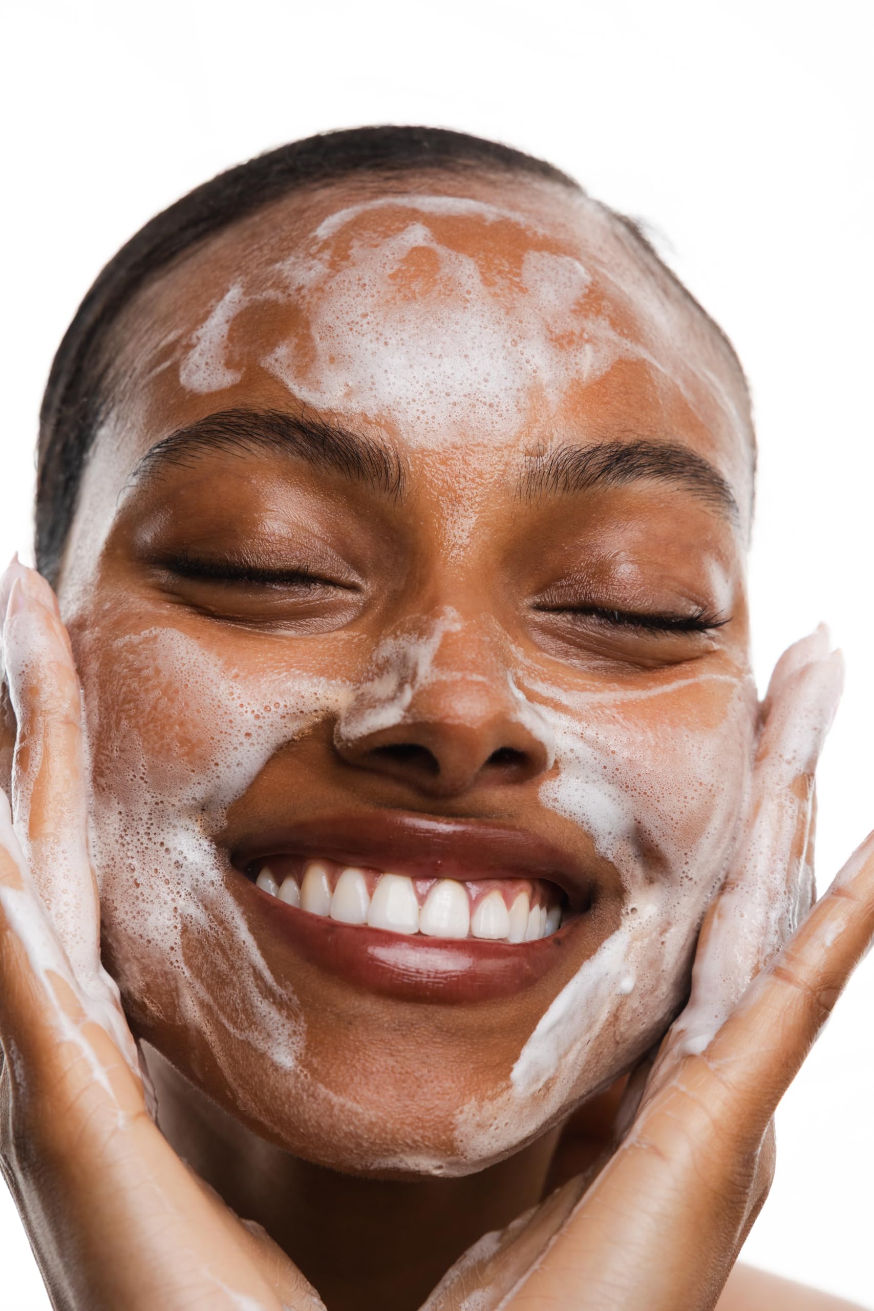 KORRES Yogur Griego, envase reciclable, opción sostenible para el cuidado facial.