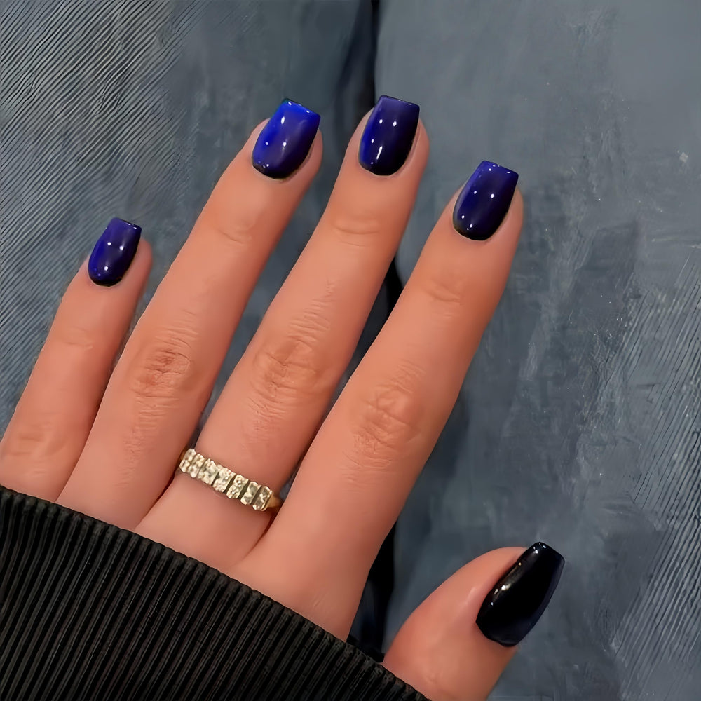Uñas KQueenest con forma coffin corto, ajuste cómodo y natural.