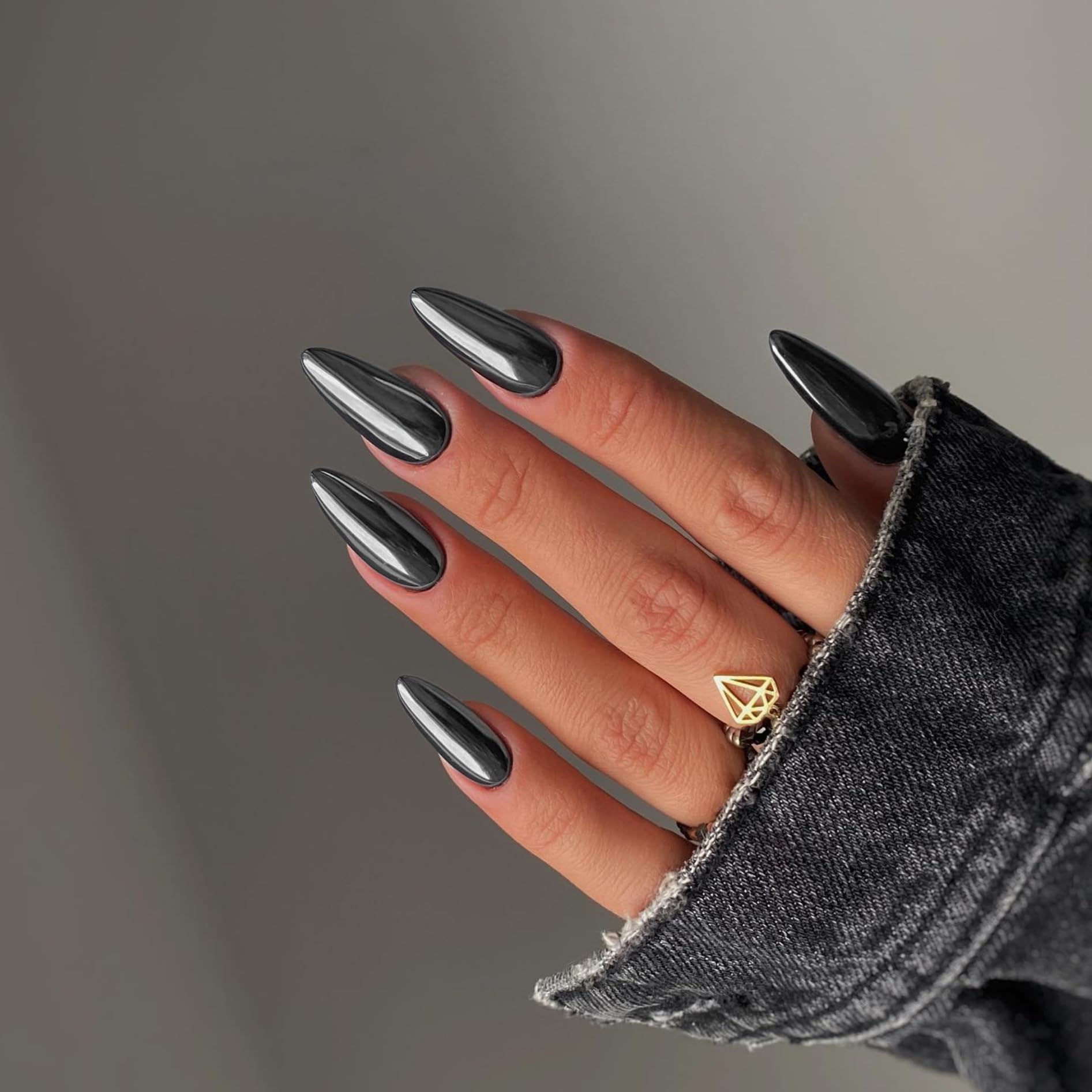 KQueenest uñas postizas estileto gris humo cromado con brillo espejo para diario