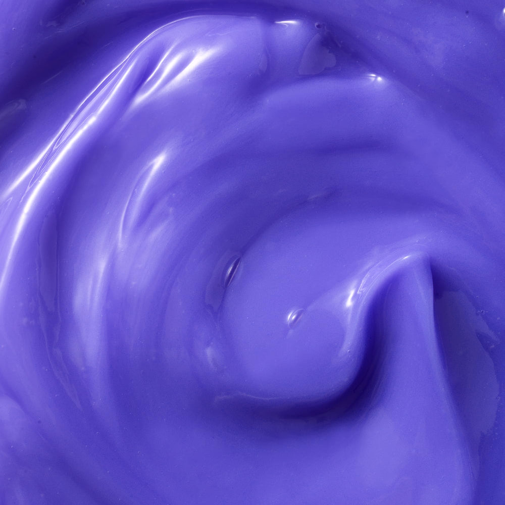 Kristin Ess The One Purple Conditioner, hidratación profunda que suaviza hebras secas.
