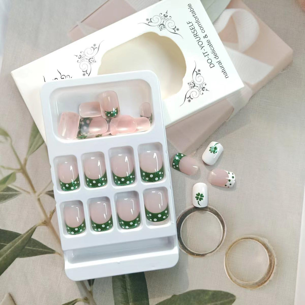 KRTBKR uñas dia san patricio destello brillo verde, look festivo en minutos.
