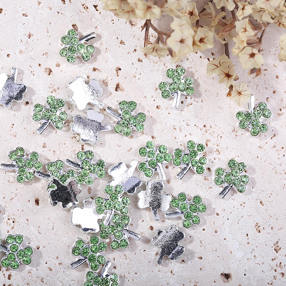 KTAABTR aleacion verde trebol 3D para uñas elegantes.