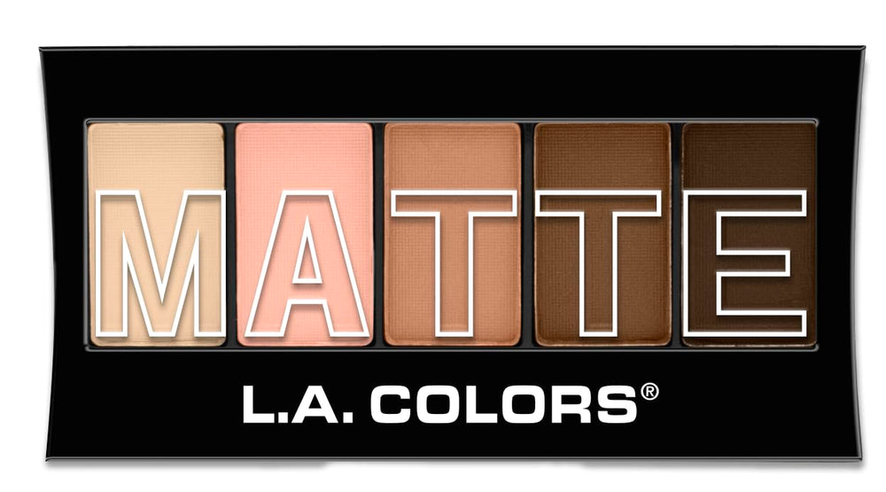 Detalles de aplicación suave con la paleta Tan Khaki de L.A. COLORS