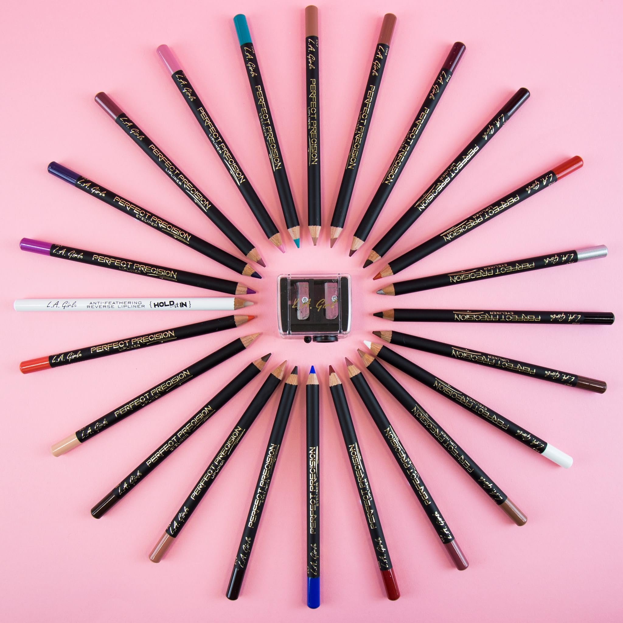 L.A. Girl Delineador de labios Afilador 3-en-1 incluido