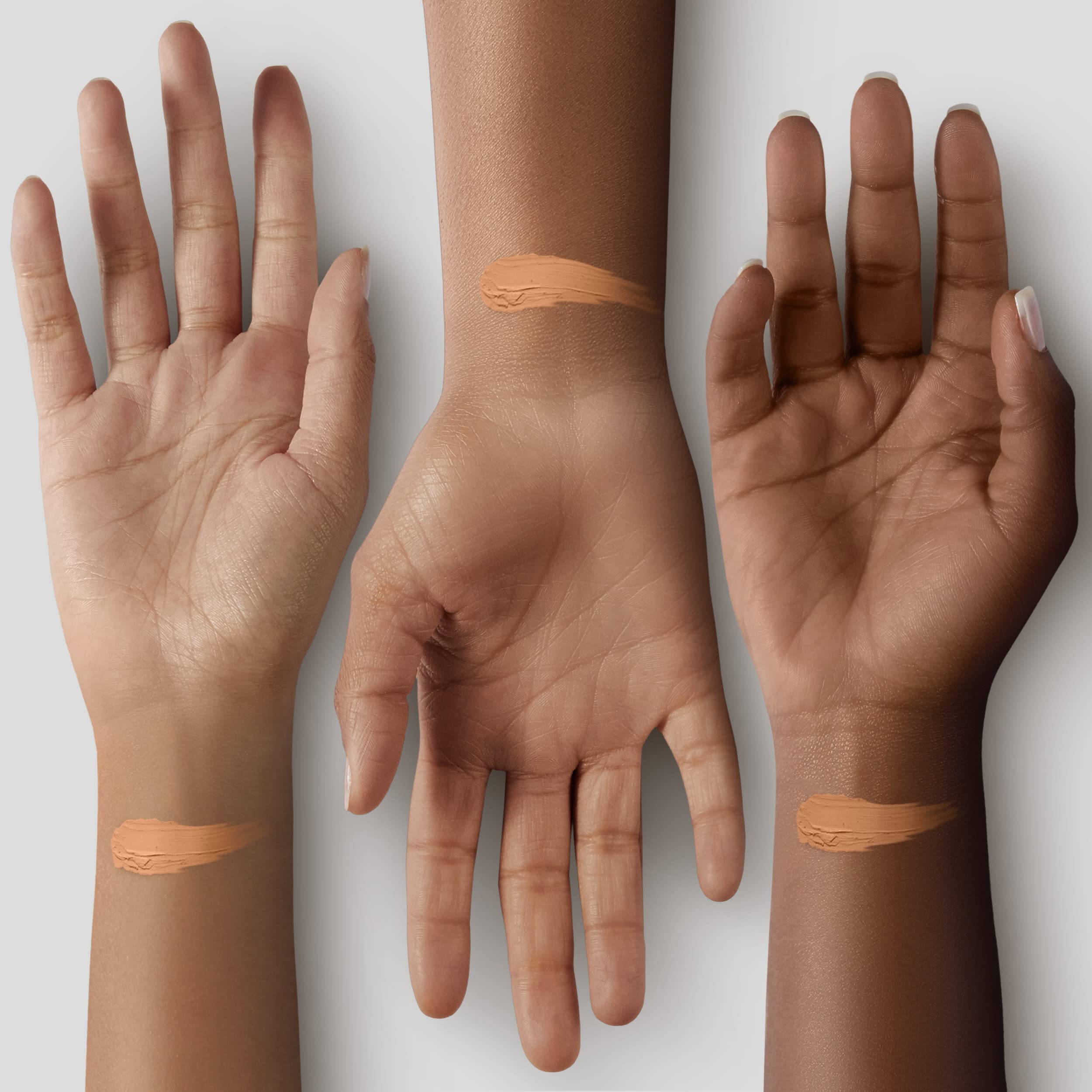 L.A. Girl Pro Concealer Natural textura cremosa para un acabado suave
