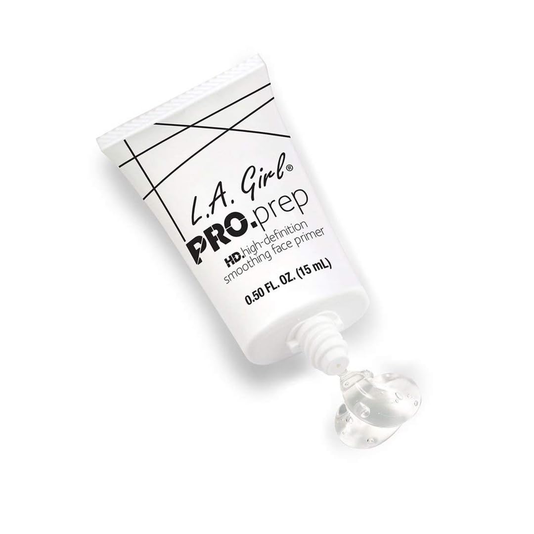 L.A. Girl PRO Prep primer ligero para un acabado suave y duradero.