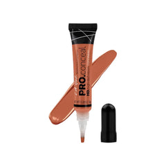 L.A. Girl Pro Conceal HD Corrector naranja con aplicador integrado para aplicación precisa.