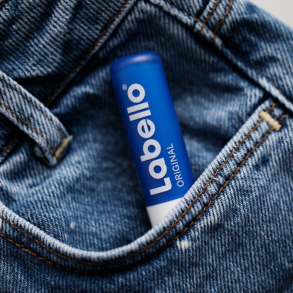 Uso diario en viaje: bálsamo labial para labios suaves