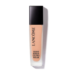 Lancôme Teint Idole Ultra Wear, botella-cierre: durabilidad y acabado mate natural.