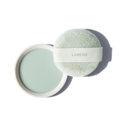 LANEIGE Neo Polvo Difuminador: relleno compacto para acabado suave y semimate.