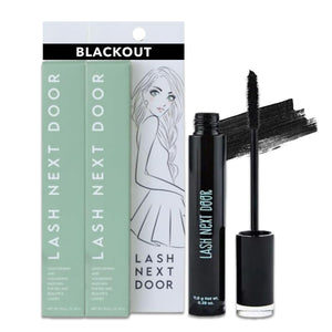 Lash Next Door Blackout definición negra para pestañas más largas y separadas.