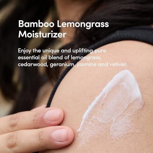 LATHER Bamboo Lemongrass: textura cremosa lista para aplicar.