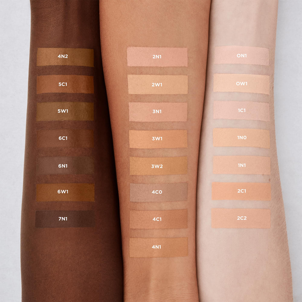 Cobertura media ajustable del Corrector Sérum de Laura Mercier para imperfecciones.