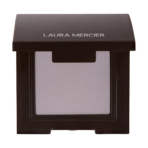 Sombra de ojos Laura Mercier en Ciruela Humo para color intenso y duradero.