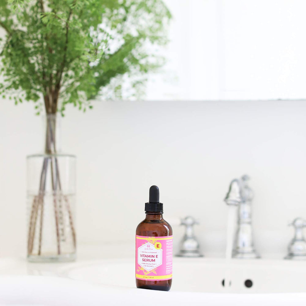 Leven Rose Serum Uñas más duras y menos grietas.