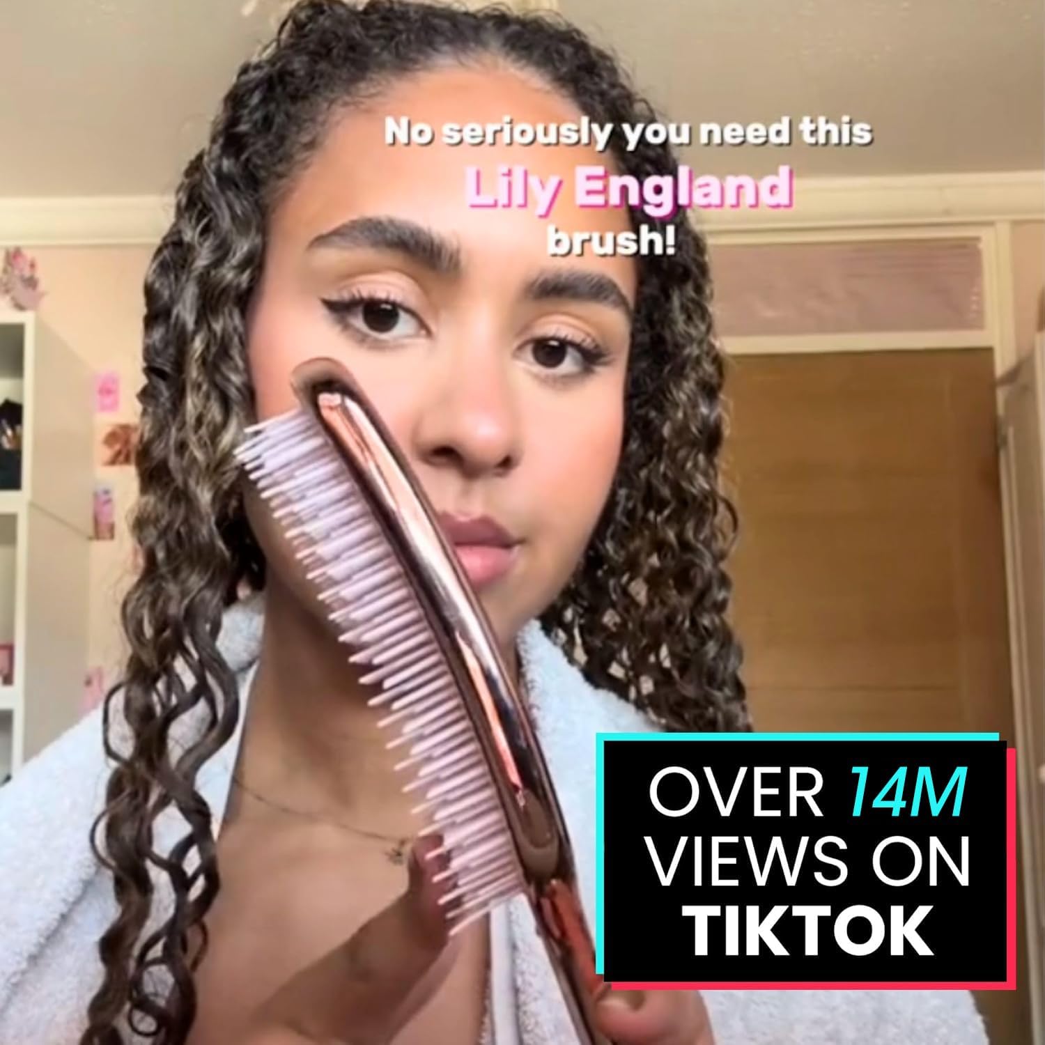 Mango ergonómico Lily England para un agarre cómodo