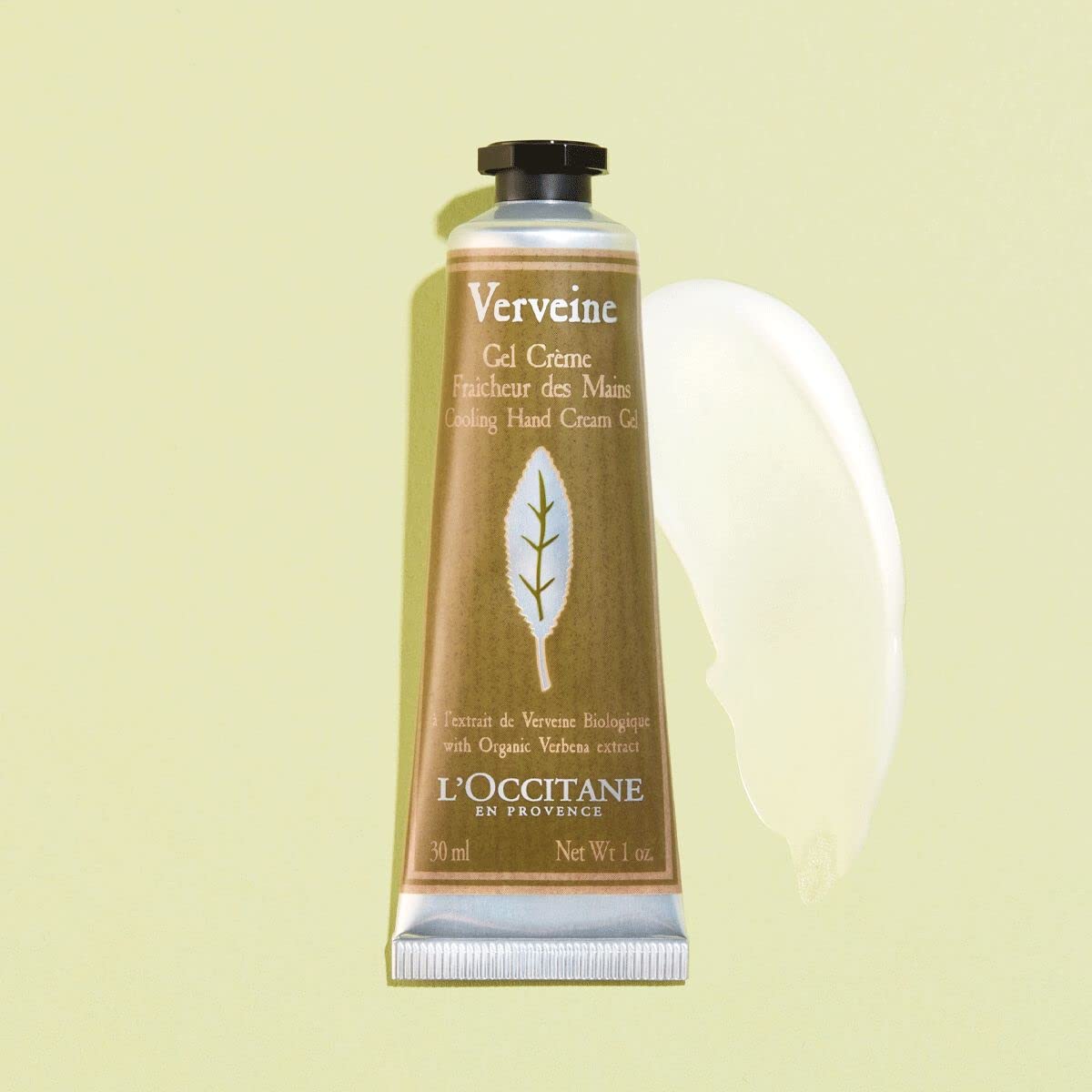 L'Occitane Verbena Gel-Crema para manos, textura refrescante que deja acabado empolvado.