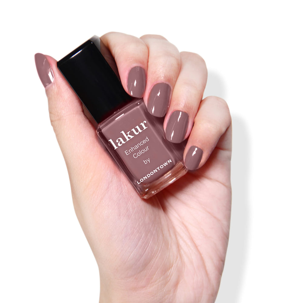 LONDONTOWN Lakur, acabado brillante y resistente para manicura duradera.