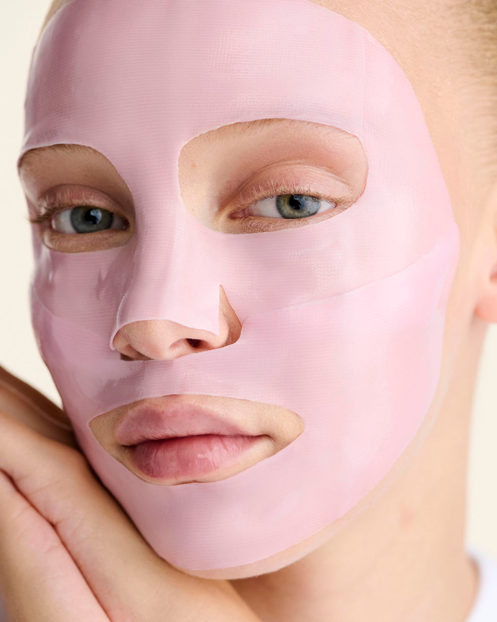 LOOPS diseño sostenible y libre de crueldad para mascarillas faciales.
