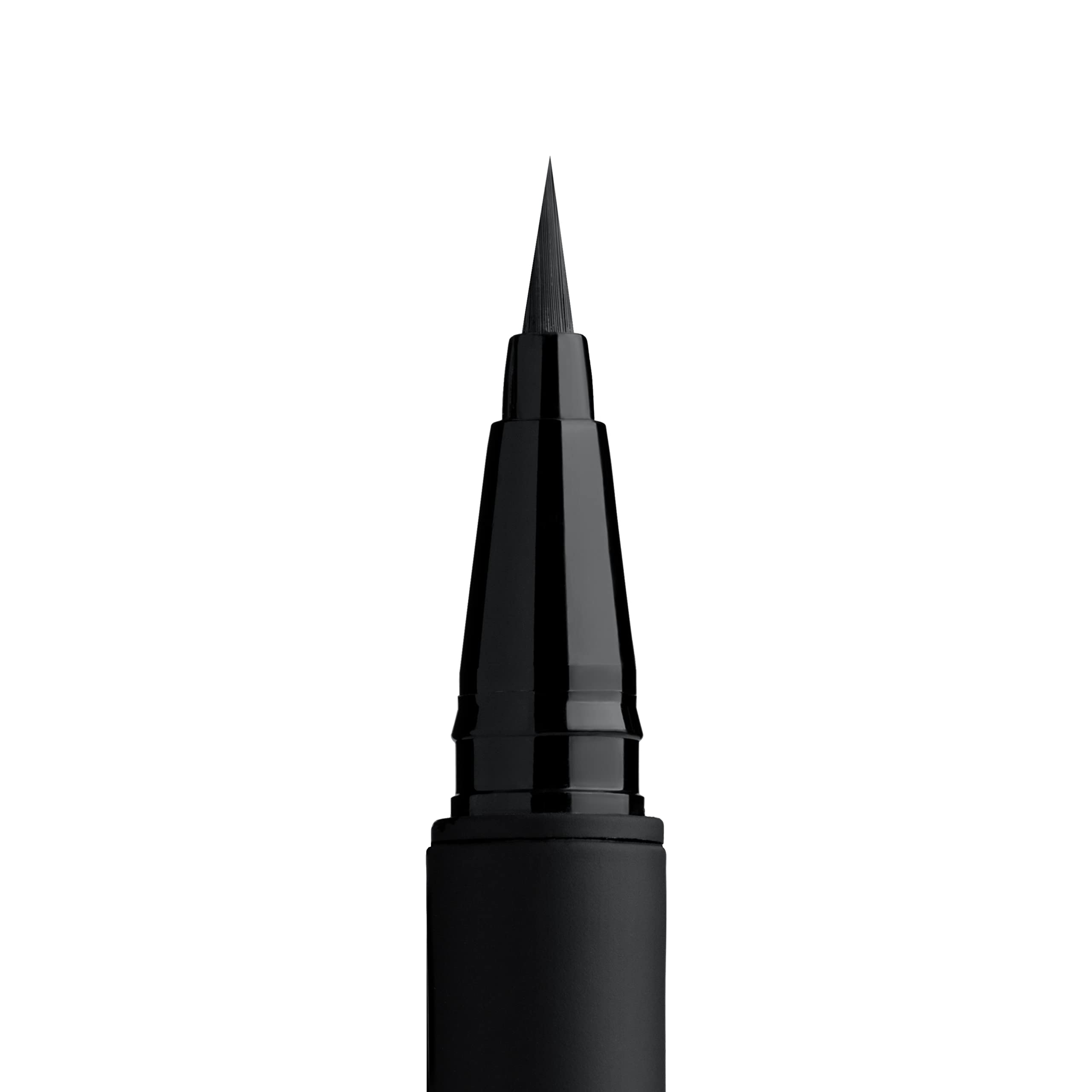 LORAC PRO Liquid Eyeliner a prueba de manchas para uso diario.
