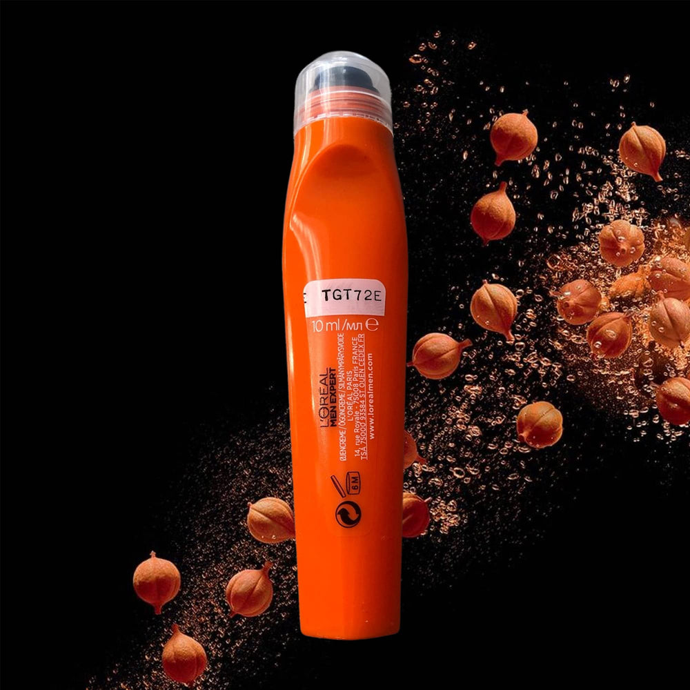 Vitamina C y cafeína en Hydra Energetic Eye Roll-On iluminan la mirada.