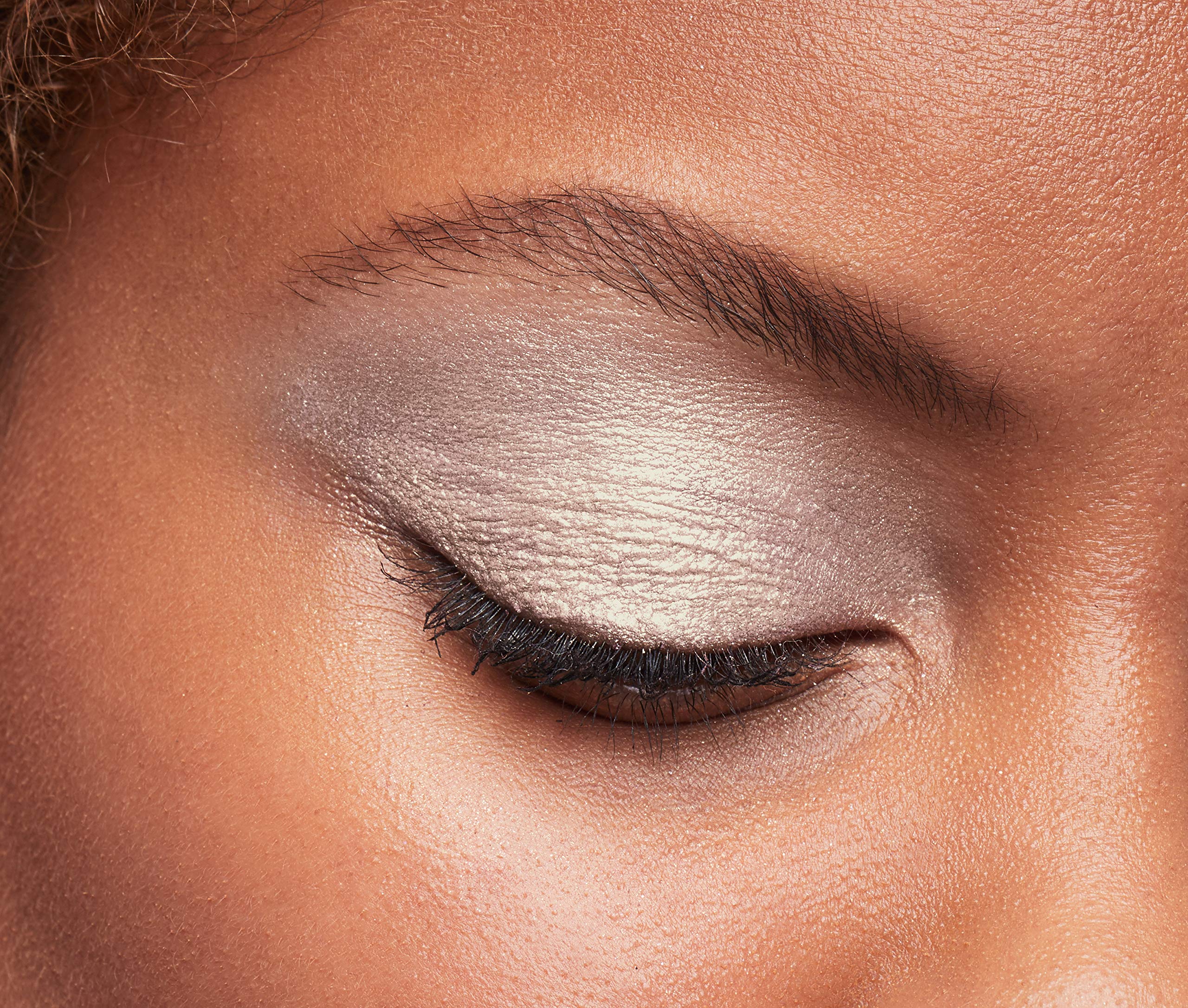 L'Oreal Paris Brilliant Eyes, mezcla de tonos para estilos versátiles