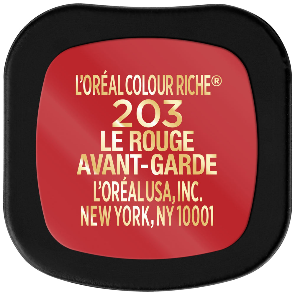 L'Oreal Paris Colour Riche labial mate con duración y pigmentación duradera.