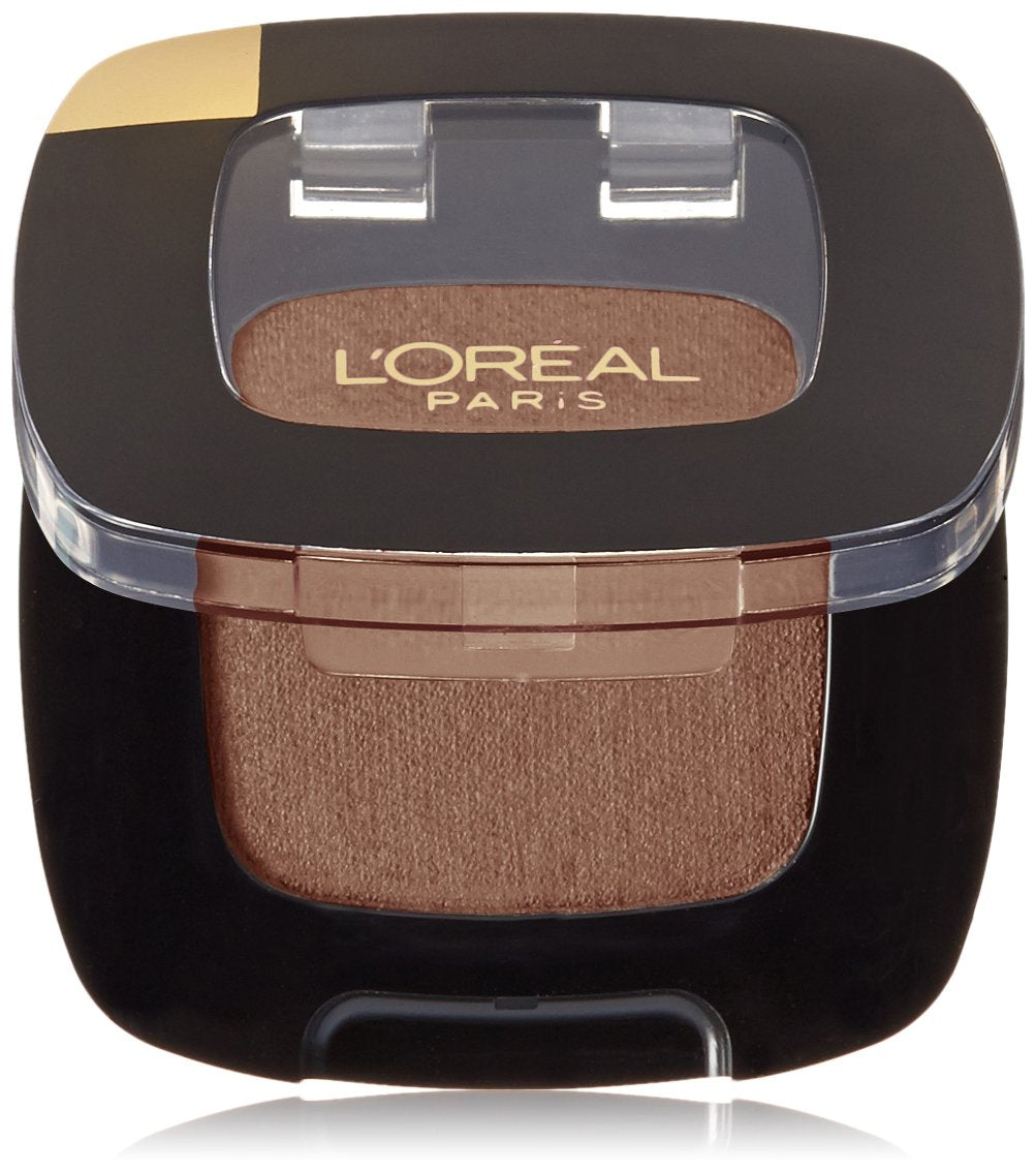 L'Oréal Paris Colour Riche Monos Quartz Fume, envase compacto para retoques diarios.