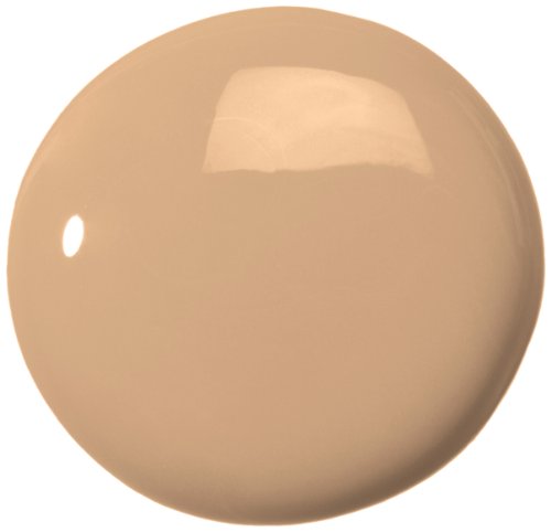 L’Oréal Paris Magic Nude con SPF 18 protege la piel durante el día.