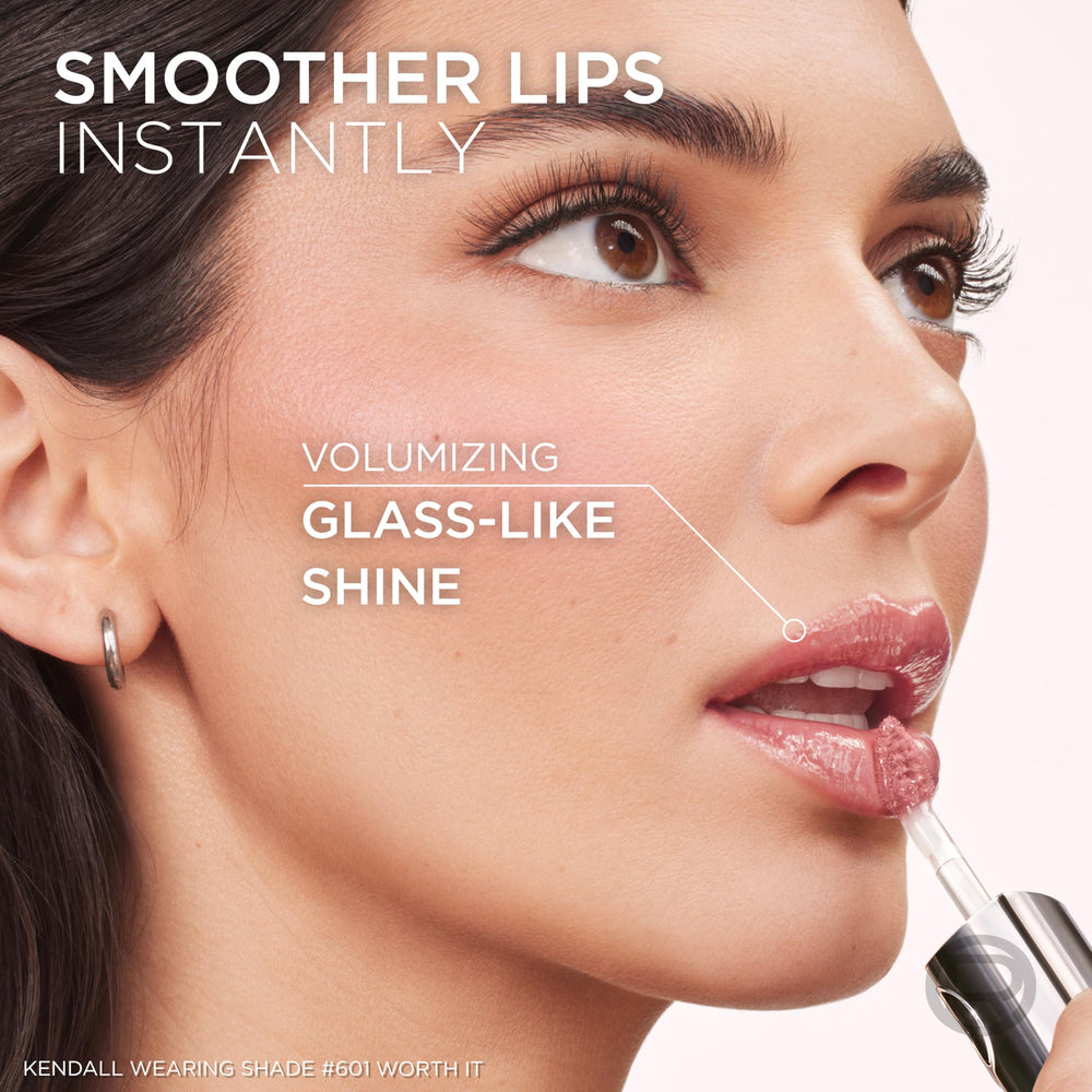 L’Oréal Paris Plump Ambition Lip Oil cuida labios sensibles con sensación suave.