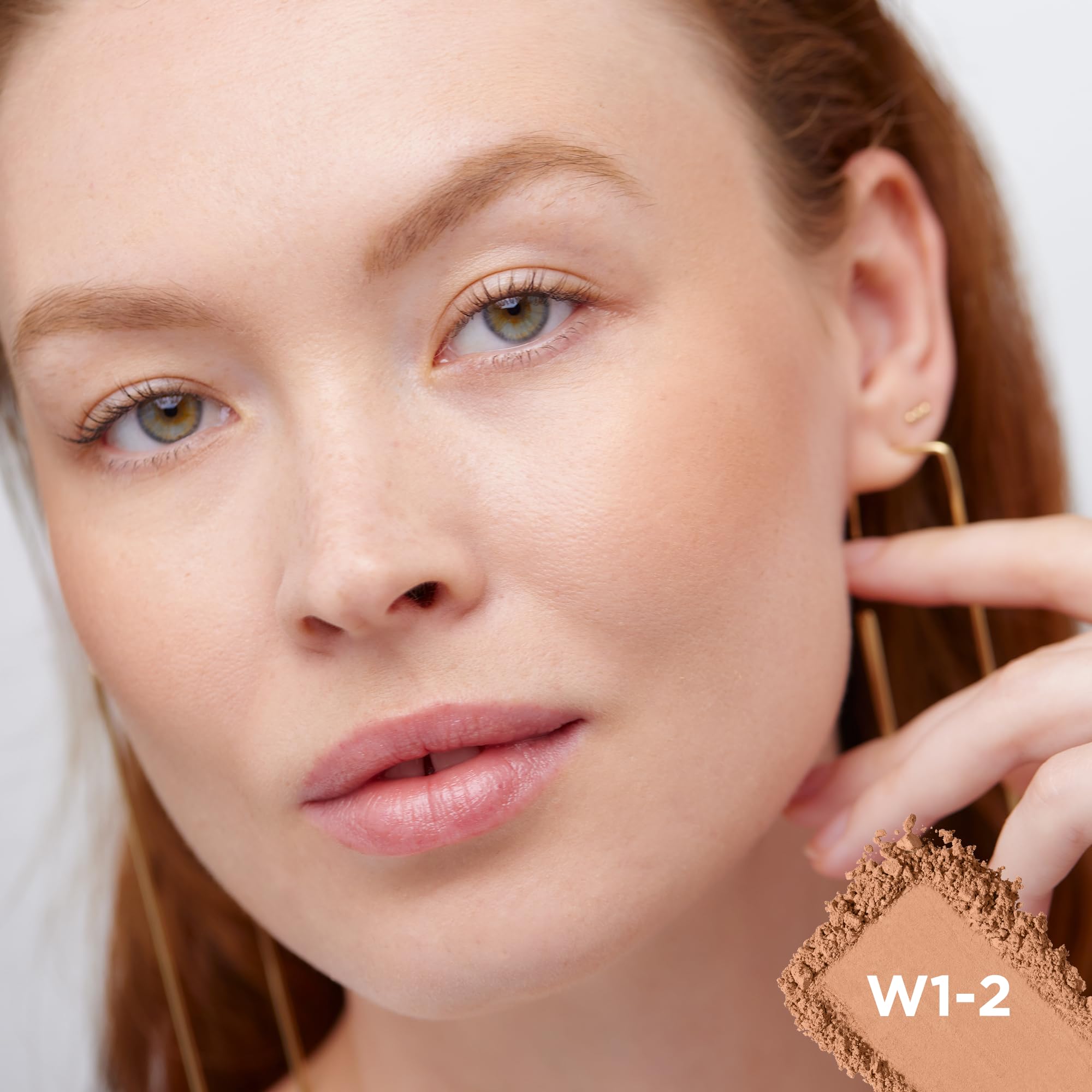 Brillo natural de L'Oreal Paris True Match Blush realzando los pómulos