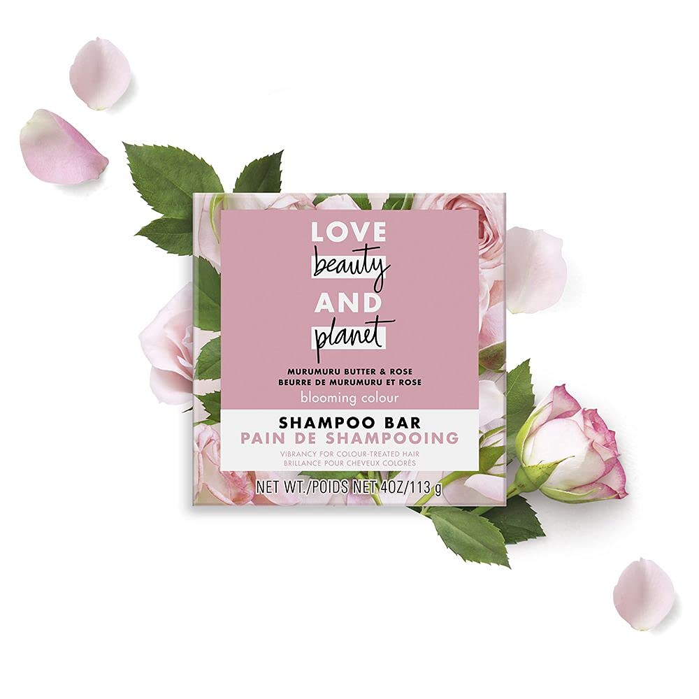 Love Beauty And Planet Blooming Color Shampoo Bar, primer plano, limpieza suave y color vibrante.
