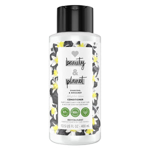 Love Beauty And Planet Delightful Detox: bote vertido con facilidad y aroma refrescante.