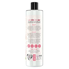 Textura densa de Love Beauty and Planet genera espuma suave