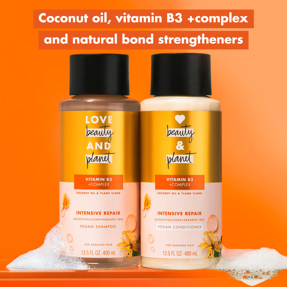  Flor de ylang ylang como componente aromático de Love Beauty and Planet