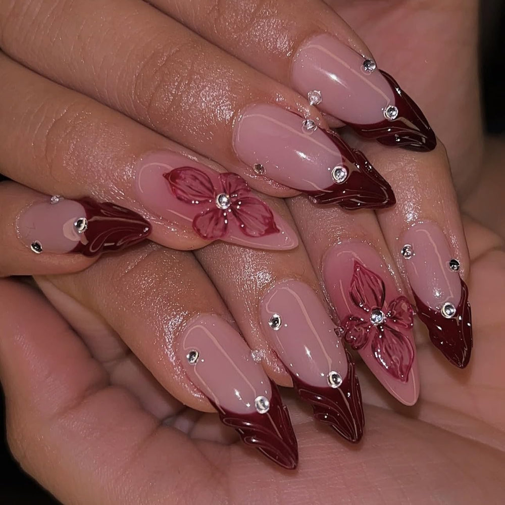 Uñas postizas de tamaño medio en almendra con brillo duradero para uso diario