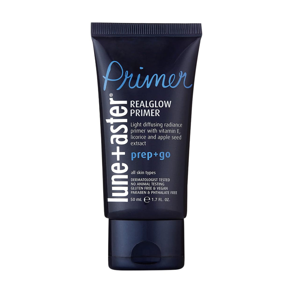 Lune+Aster RealGlow Primer en botella para brillo natural y radiante.