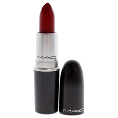 MAC Matte Lipstick 612 Rojo Ruso, aplicación suave para labios definidos.