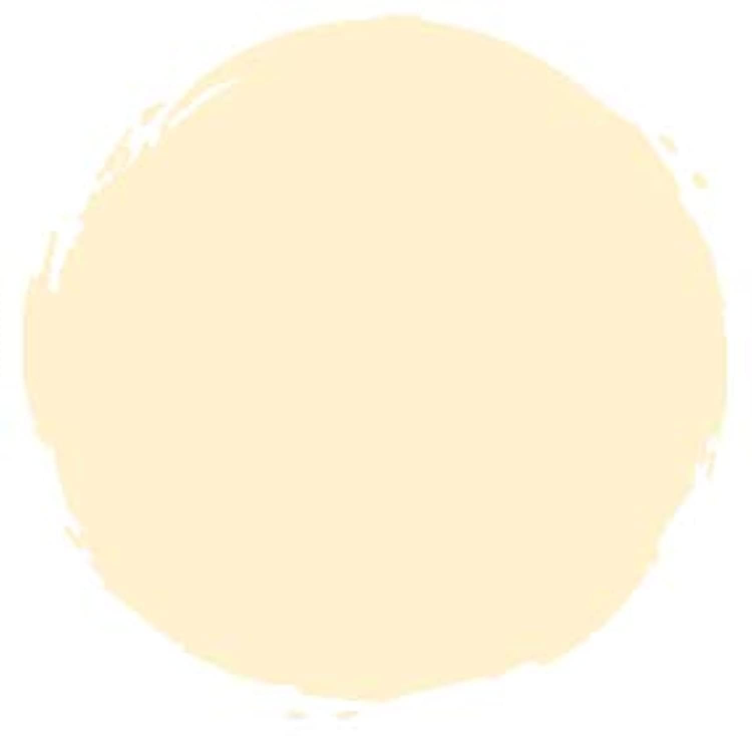 MAC Strobe Cream Goldlite, aplicación facial, realza la luz natural con acabado luminoso.