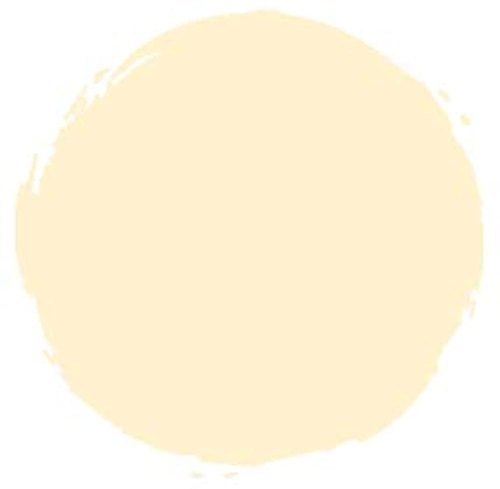 MAC Strobe Cream Goldlite, aplicación facial, realza la luz natural con acabado luminoso.