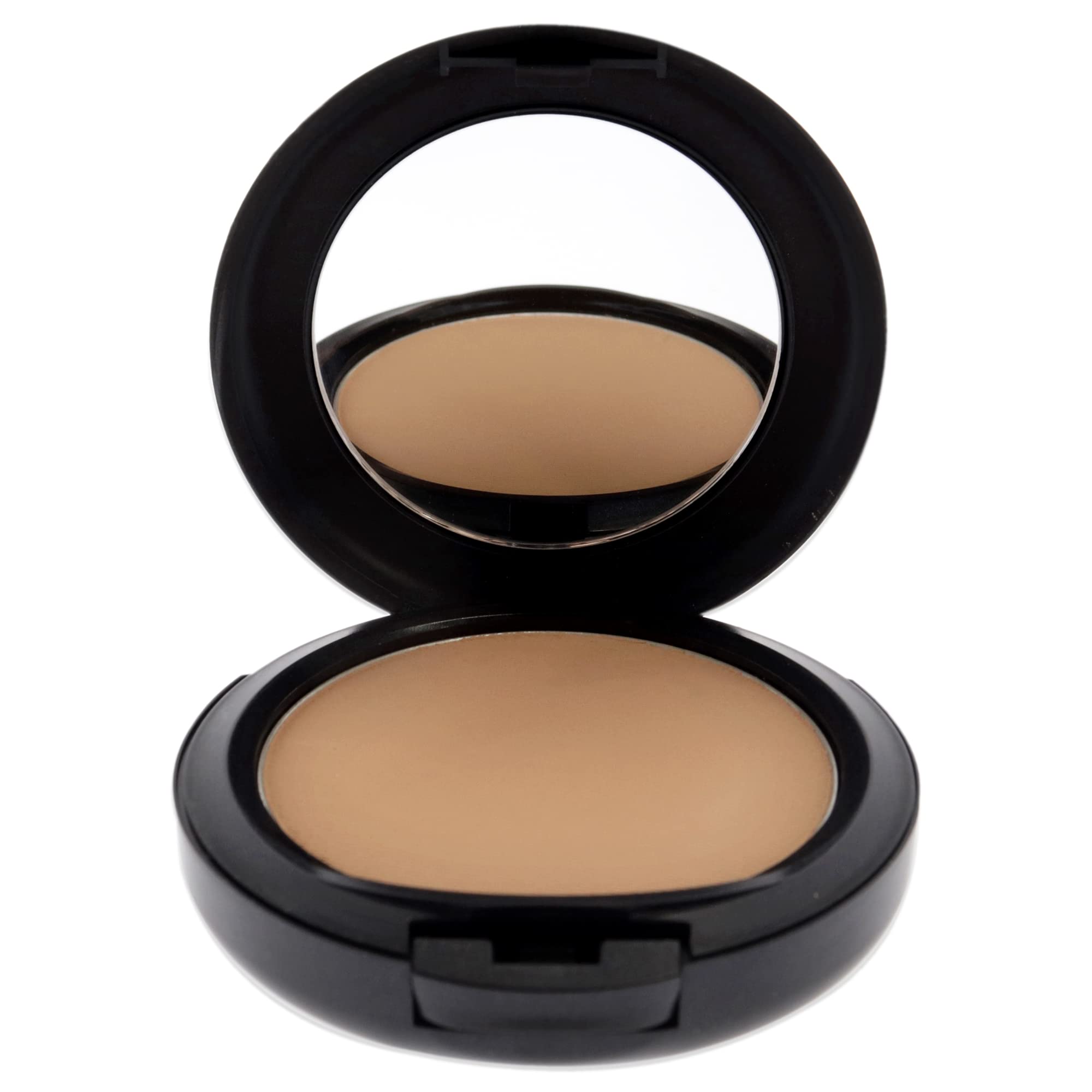 MAC Studio Fix Powder Plus Foundation tono NC40 para un acabado uniforme.