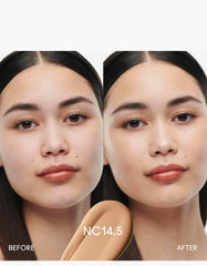 MAC Studio Radiance Serum, aplicación ligera para acabado natural.