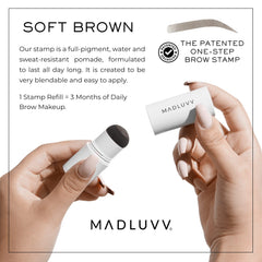 MADLUVV Brow Stamp aplicador esponja: aplicación suave y precisa.