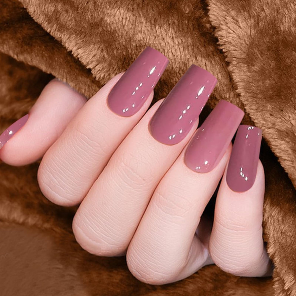 Major Dijit Esmalte con brillo rosa oscuro, muestra de color vibrante