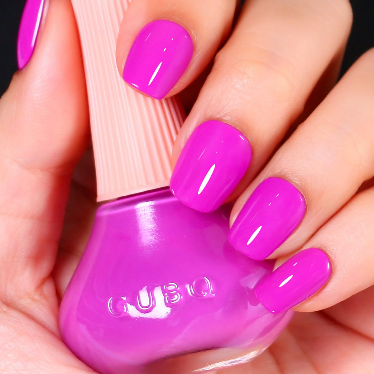 Major Dijit Magenta Purpura esmalte de uñas, botella con secado rápido y color intenso.